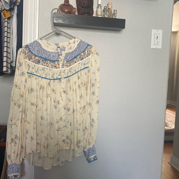 Never used- Free People blouse! Msg for other pictures:) - Picture 1 of 3